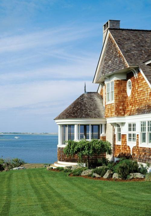 House siding: Weathered wood shingles siding on an East Coastal home