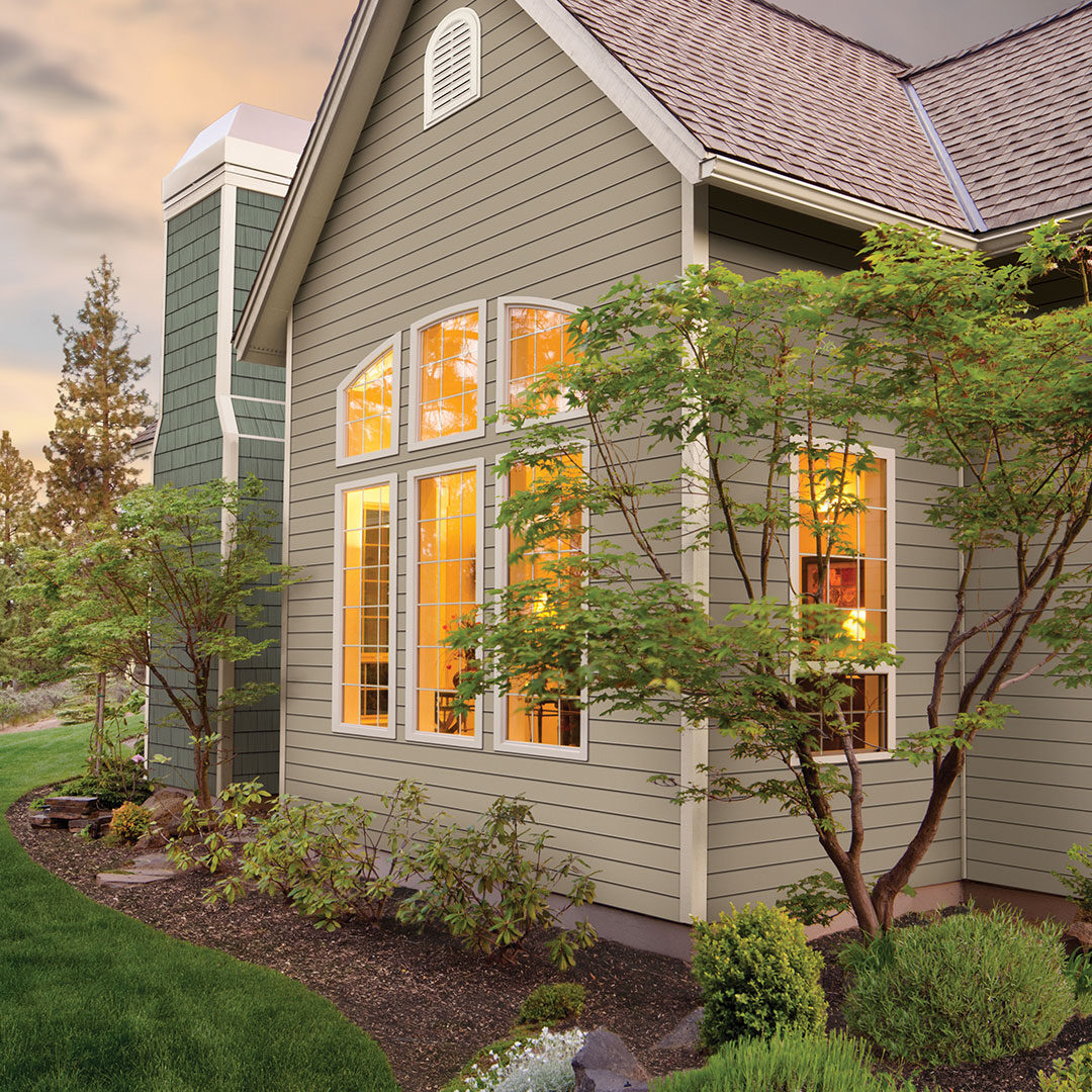 House with Newly Installed Siding: Tips from a vinyl siding contractor