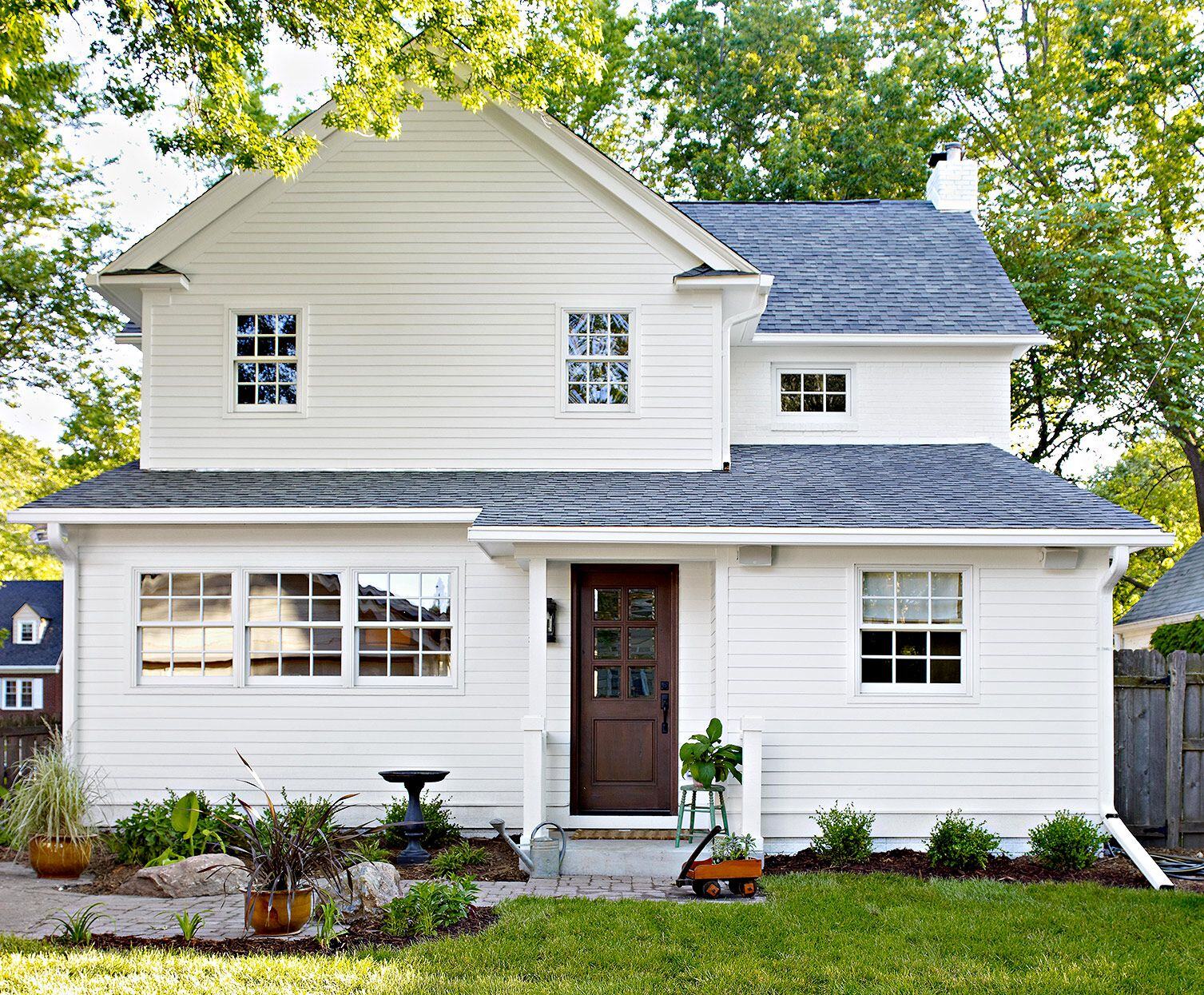 White Lap Vinyl Siding